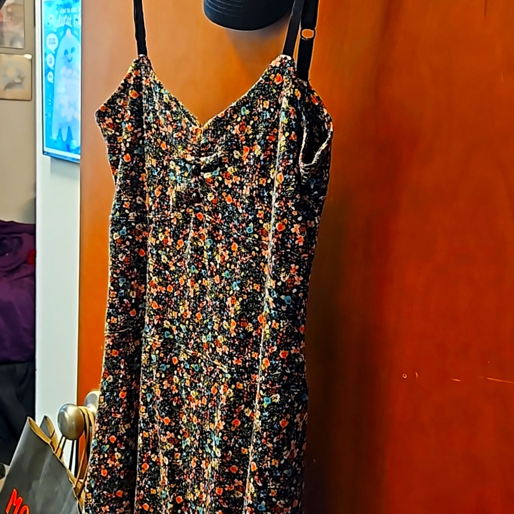 Jessica Louise Floral Dress with Lace Detail